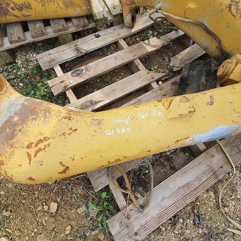 Caterpillar HG/08 VERRIN BENNE 769C 769D 771C 771D - - Spare parts: picture 3 Caterpillar HG/08 VERRIN BENNE 769C 769D 771C 771D - - Spare parts: picture 3
