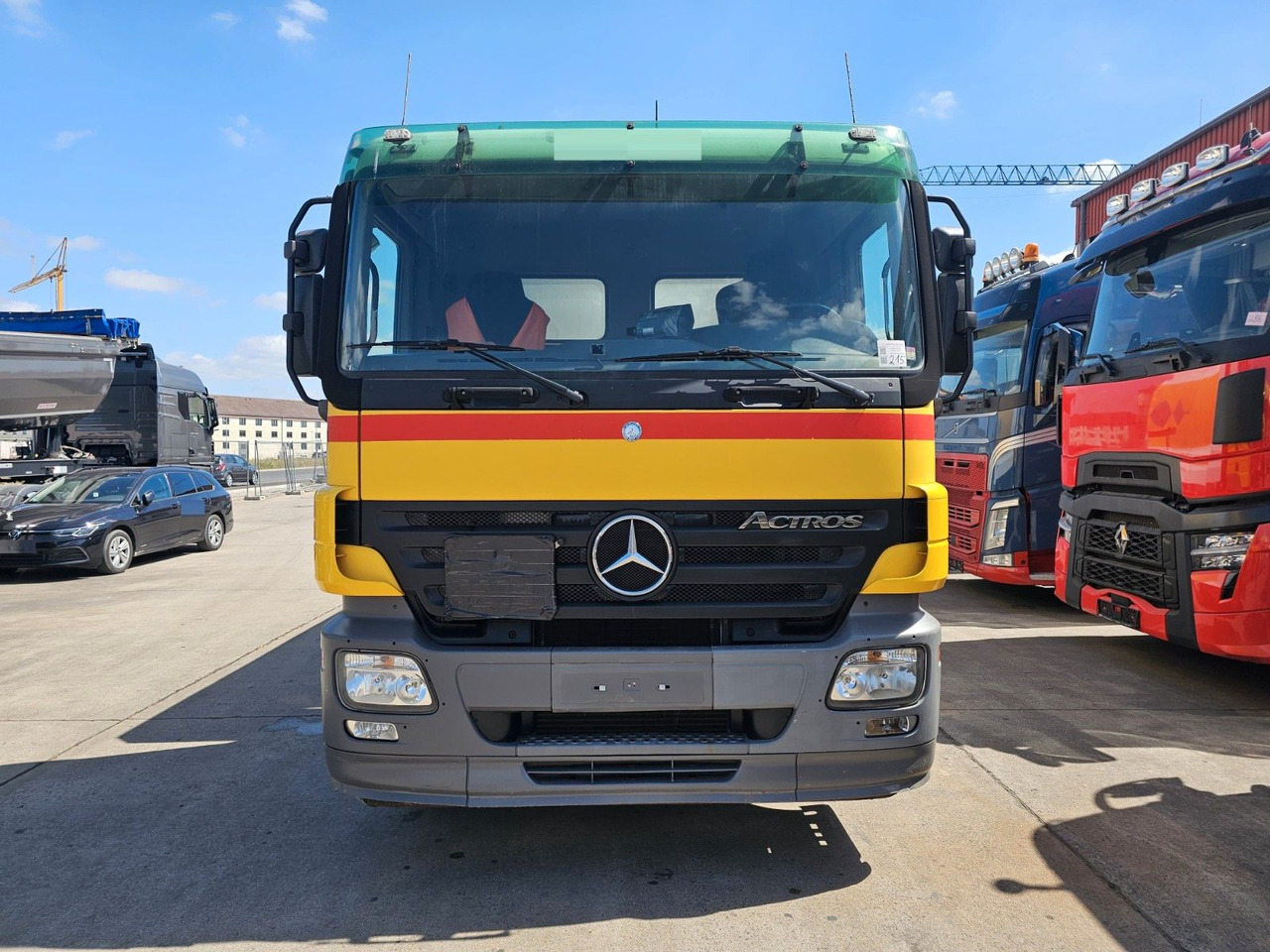 Mercedes-Benz ACTROS 1832 * OBER-& UNTER * 2 KAMMER * KLIMA * - Tank truck: picture 2 Mercedes-Benz ACTROS 1832 * OBER-& UNTER * 2 KAMMER * KLIMA * - Tank truck: picture 2
