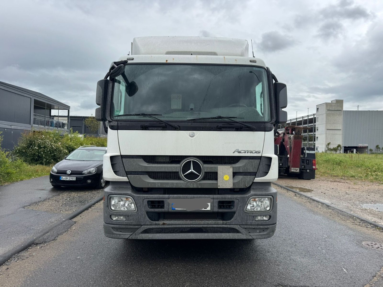 Mercedes-Benz ACTROS 1836*KOFFER*LBW 1,5 T*KLIMA*2014/ORG KM * - Box truck: picture 3 Mercedes-Benz ACTROS 1836*KOFFER*LBW 1,5 T*KLIMA*2014/ORG KM * - Box truck: picture 3