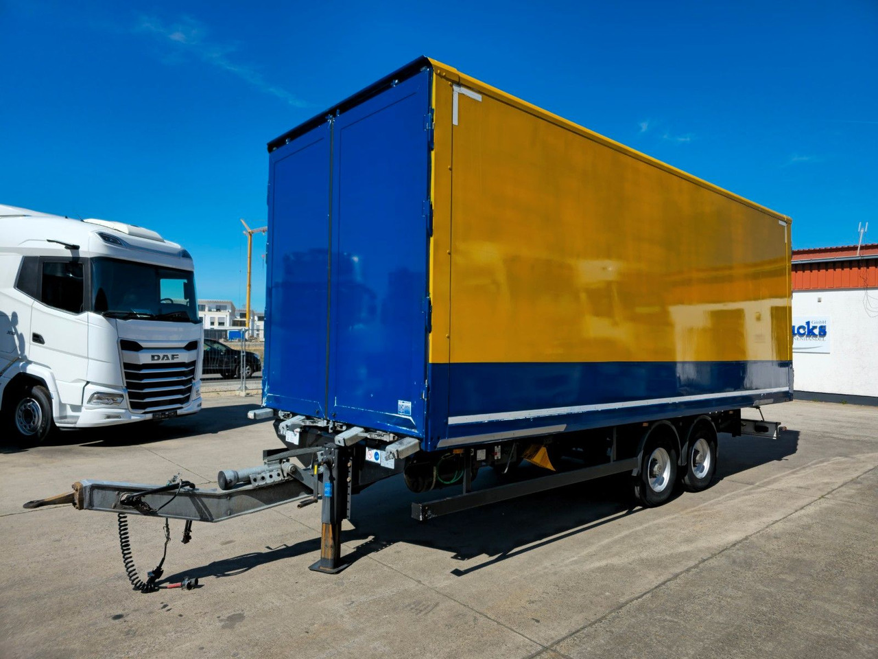 Möslein * TKO 105 D * TANDEM KOFFER * 7M * DURCHLADER - Closed box trailer: picture 1 Möslein * TKO 105 D * TANDEM KOFFER * 7M * DURCHLADER - Closed box trailer: picture 1