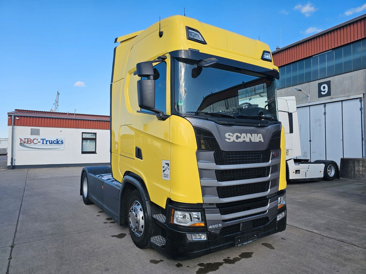 Scania S450 *RETARDER*2xTANK*ACC*TV*MIKROWELLE*3X VORHA - Tractor unit: picture 3 Scania S450 *RETARDER*2xTANK*ACC*TV*MIKROWELLE*3X VORHA - Tractor unit: picture 3