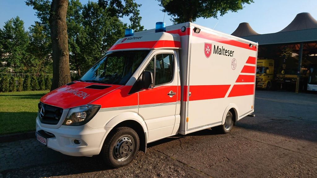 Mercedes-Benz Sprinter 519 / ATM 0km 4x on Stock Mercedes-Benz Sprinter 519 / ATM 0km 4x on Stock - Ambulance: picture 1 Mercedes-Benz Sprinter 519 / ATM 0km 4x on Stock Mercedes-Benz Sprinter 519 / ATM 0km 4x on Stock - Ambulance: picture 1