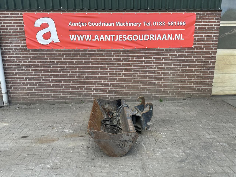 KANTELBAK CW10 - Gebruikt - Bucket for Excavator: picture 1 KANTELBAK CW10 - Gebruikt - Bucket for Excavator: picture 1