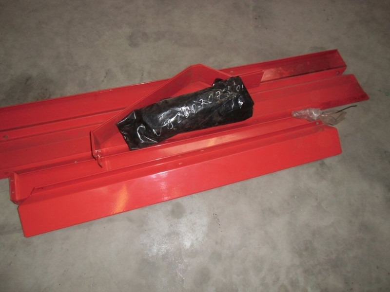 KM strooier opzet - Bumper: picture 1 KM strooier opzet - Bumper: picture 1