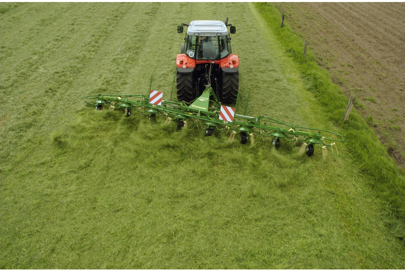 Krone gedragen schudders KW - Tedder/ Rake: picture 2 Krone gedragen schudders KW - Tedder/ Rake: picture 2
