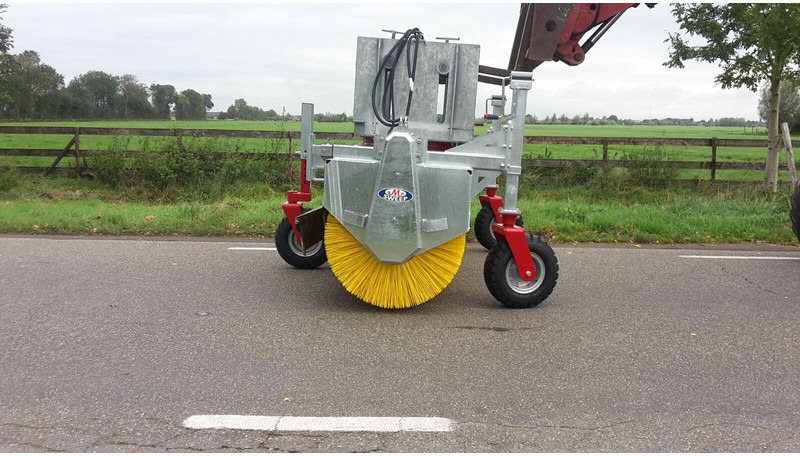 Loonwerkersveegmachine - Broom: picture 1 Loonwerkersveegmachine - Broom: picture 1