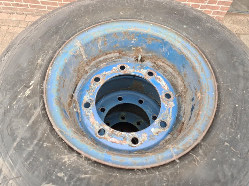 Onbekend 36x11 - Wheels and tires: picture 4 Onbekend 36x11 - Wheels and tires: picture 4