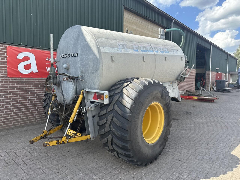 Onbekend - Manure spreader: picture 2 Onbekend - Manure spreader: picture 2