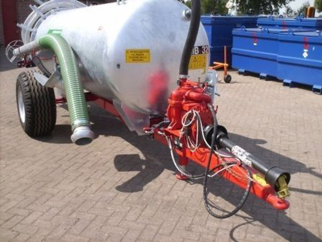 Onbekend - Manure spreader: picture 2 Onbekend - Manure spreader: picture 2