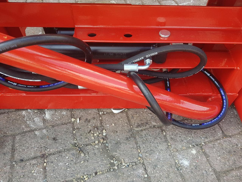 New Grapple for Agricultural machinery (Vierkante) Balenklem Euro: picture 6