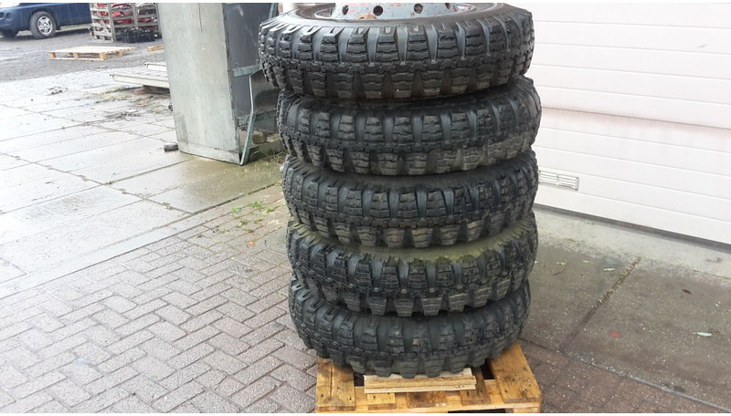 Vredenstein banden - Wheels and tires: picture 1 Vredenstein banden - Wheels and tires: picture 1