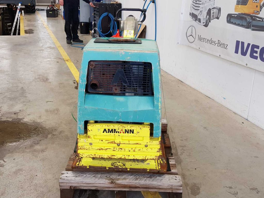 Ammann APH 6530 Rüttelplatte / 539kg / 2018 / Diesel Ammann APH 6530 Rüttelplatte / 539kg / 2018 / Diesel - Vibratory plate: picture 5 Ammann APH 6530 Rüttelplatte / 539kg / 2018 / Diesel Ammann APH 6530 Rüttelplatte / 539kg / 2018 / Diesel - Vibratory plate: picture 5