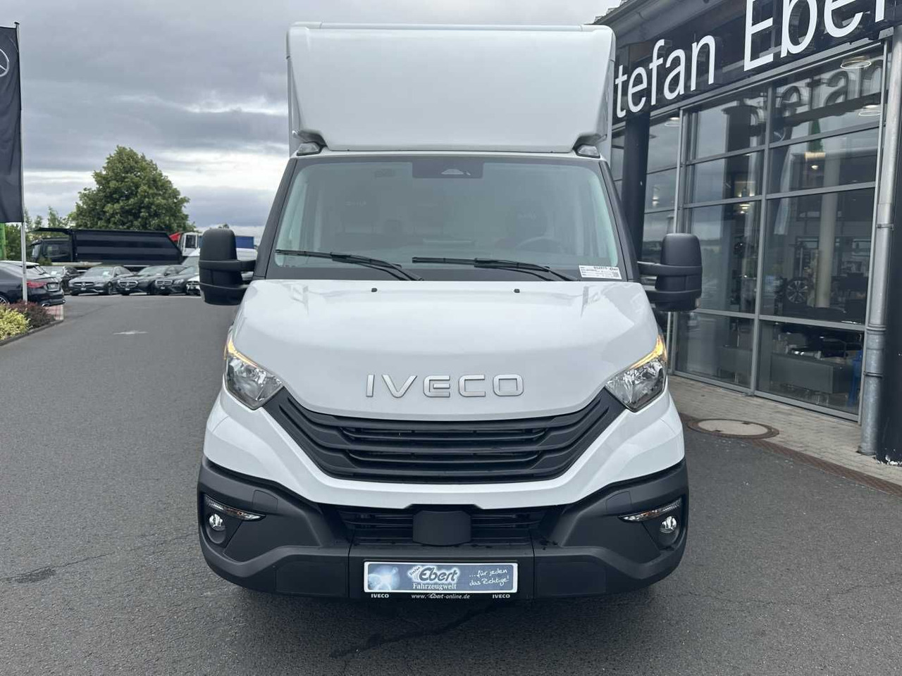 Iveco Daily 35S16 HA8/P Koffer *R4.100mm* LBW*Luft* - Box van: picture 3 Iveco Daily 35S16 HA8/P Koffer *R4.100mm* LBW*Luft* - Box van: picture 3