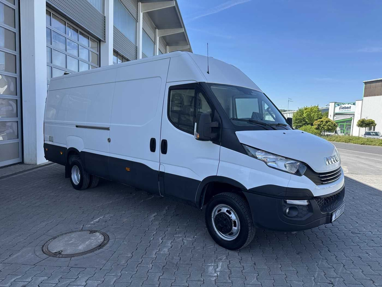 Iveco Daily 50C16 R4.100mm *AHK*Automatik*Ladekran* - Panel van: picture 3 Iveco Daily 50C16 R4.100mm *AHK*Automatik*Ladekran* - Panel van: picture 3