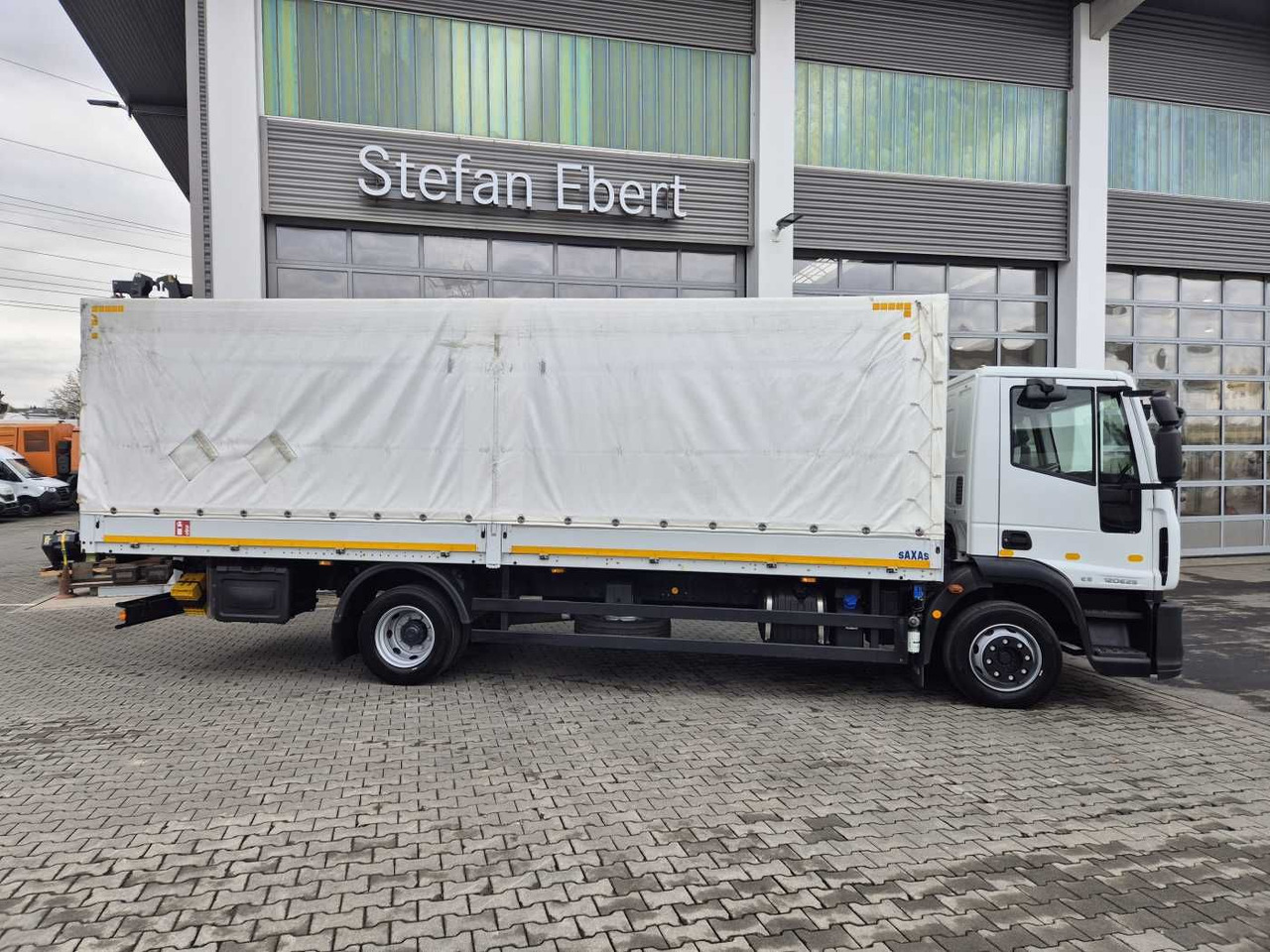 Iveco Eurocargo ML120E25 4x2 AHK Differenzial - Curtainsider truck: picture 5 Iveco Eurocargo ML120E25 4x2 AHK Differenzial - Curtainsider truck: picture 5