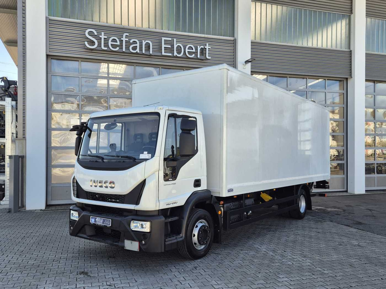 Iveco Eurocargo ML140E28/P 4x2 *LBW*AHK*Klima / 3x - Box truck: picture 1 Iveco Eurocargo ML140E28/P 4x2 *LBW*AHK*Klima / 3x - Box truck: picture 1