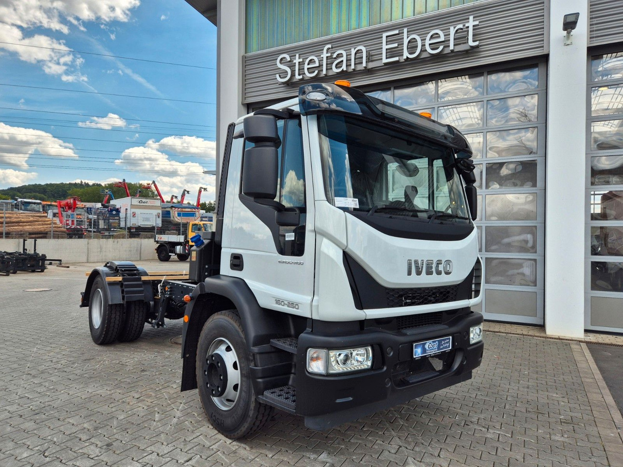 Iveco Eurocargo ML160E25/P EVI_E 4x2 RHD Rechtslenker - Cab chassis truck: picture 4 Iveco Eurocargo ML160E25/P EVI_E 4x2 RHD Rechtslenker - Cab chassis truck: picture 4