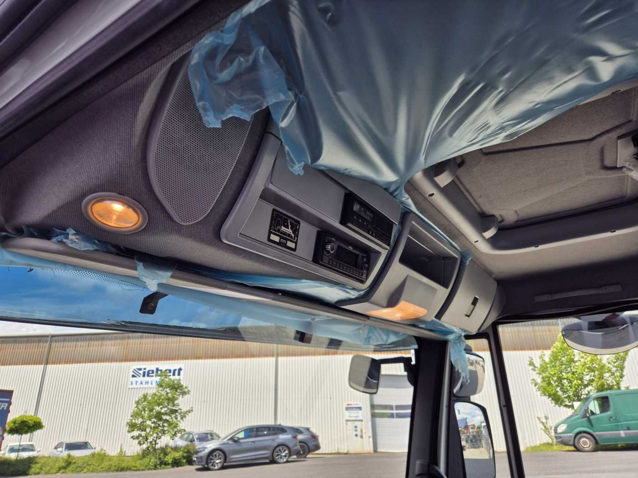 Tipper Iveco Eurocargo ML160E32/P Meiller AK 10. T Funk AHK: picture 15 Tipper Iveco Eurocargo ML160E32/P Meiller AK 10. T Funk AHK: picture 15