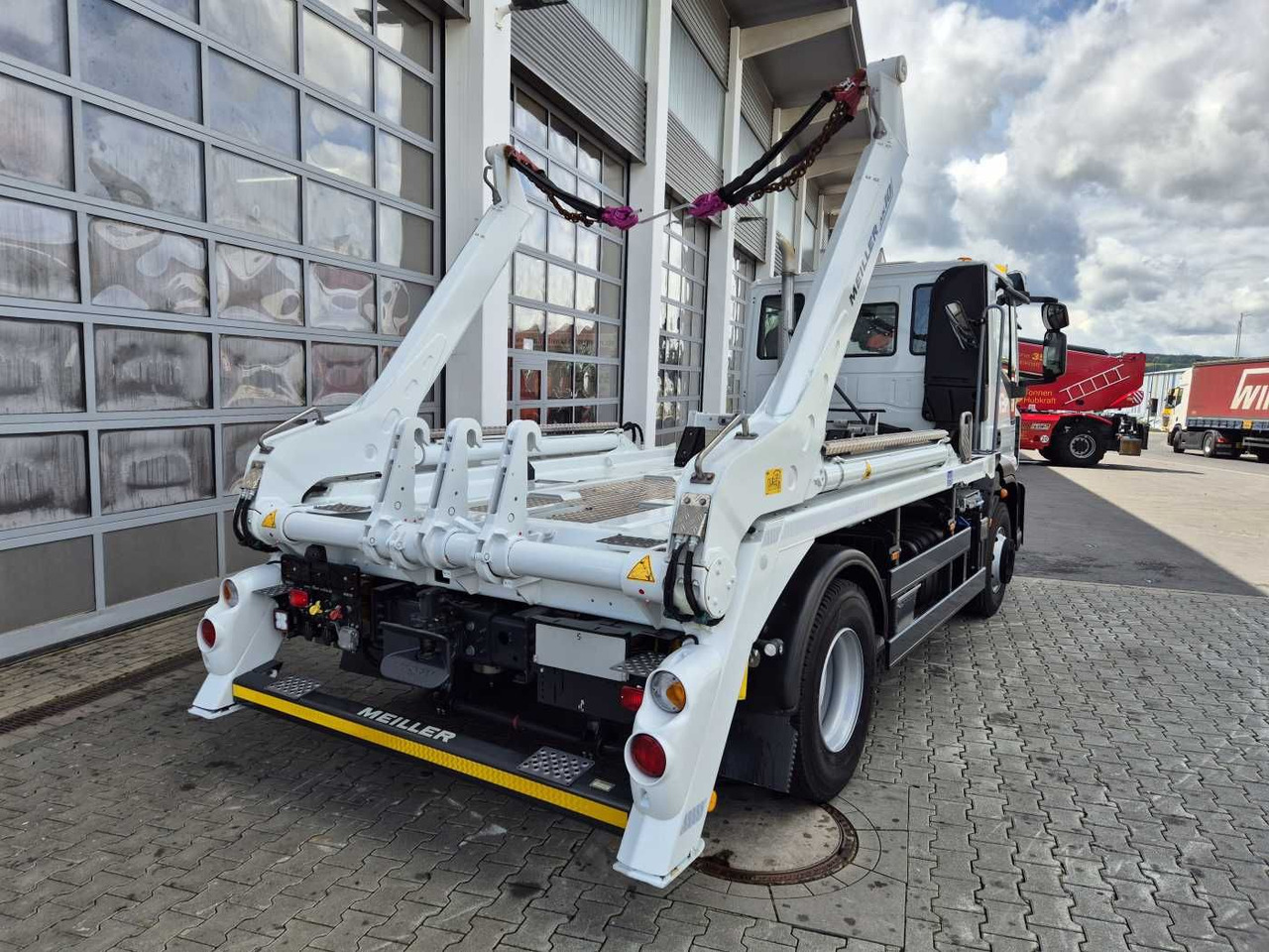 Tipper Iveco Eurocargo ML160E32/P Meiller AK 10. T Funk AHK: picture 9 Tipper Iveco Eurocargo ML160E32/P Meiller AK 10. T Funk AHK: picture 9
