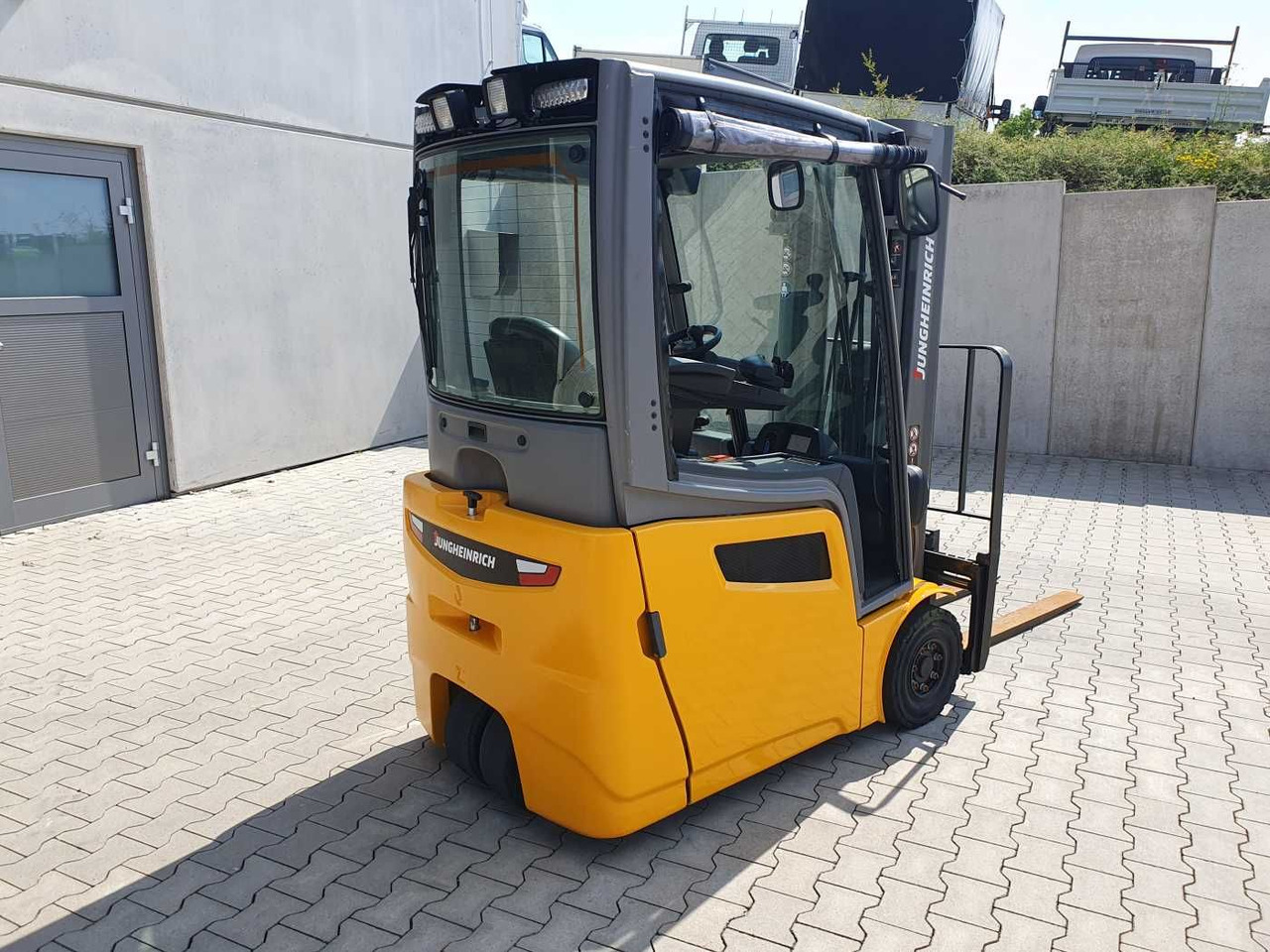 Jungheinrich EFG 215 / Triplex: 4.25m! / SS / nur 3.488h! - Electric forklift: picture 4 Jungheinrich EFG 215 / Triplex: 4.25m! / SS / nur 3.488h! - Electric forklift: picture 4