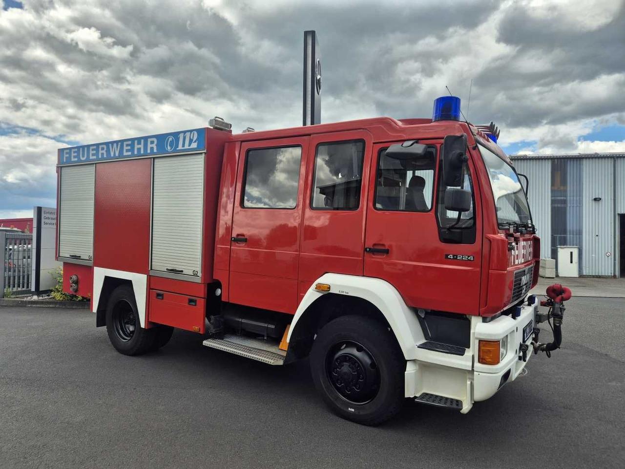 MAN 14.224 4x4 TLF 16/29 Tanklöschfahrzeug Feuerwehr - Tank truck: picture 4 MAN 14.224 4x4 TLF 16/29 Tanklöschfahrzeug Feuerwehr - Tank truck: picture 4