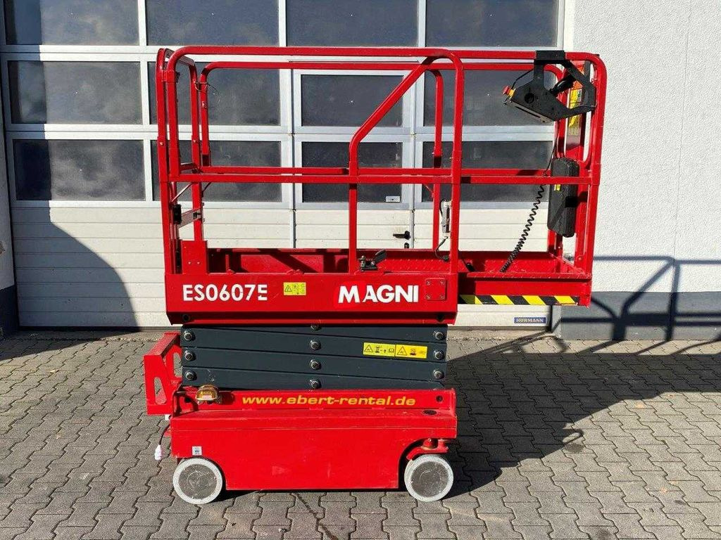 Magni ES0607E Scherenbühne // 5.6m Arbeitshöhe - Scissor lift: picture 5 Magni ES0607E Scherenbühne // 5.6m Arbeitshöhe - Scissor lift: picture 5