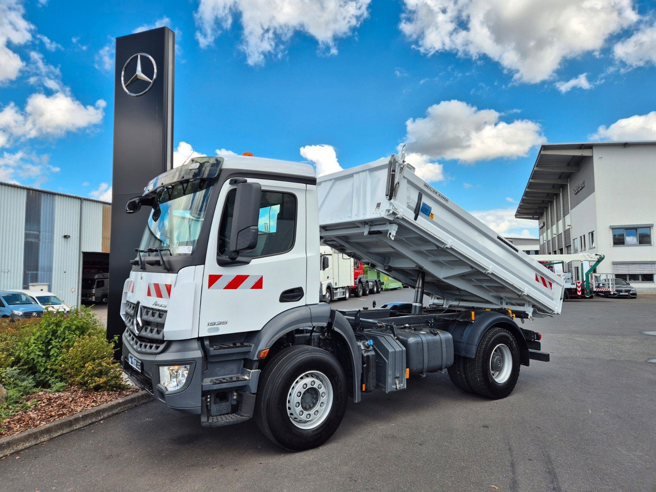Mercedes-Benz Arocs 1935 K 4x2 Meiller AHK Navi PPC Klima - Tipper: picture 1 Mercedes-Benz Arocs 1935 K 4x2 Meiller AHK Navi PPC Klima - Tipper: picture 1