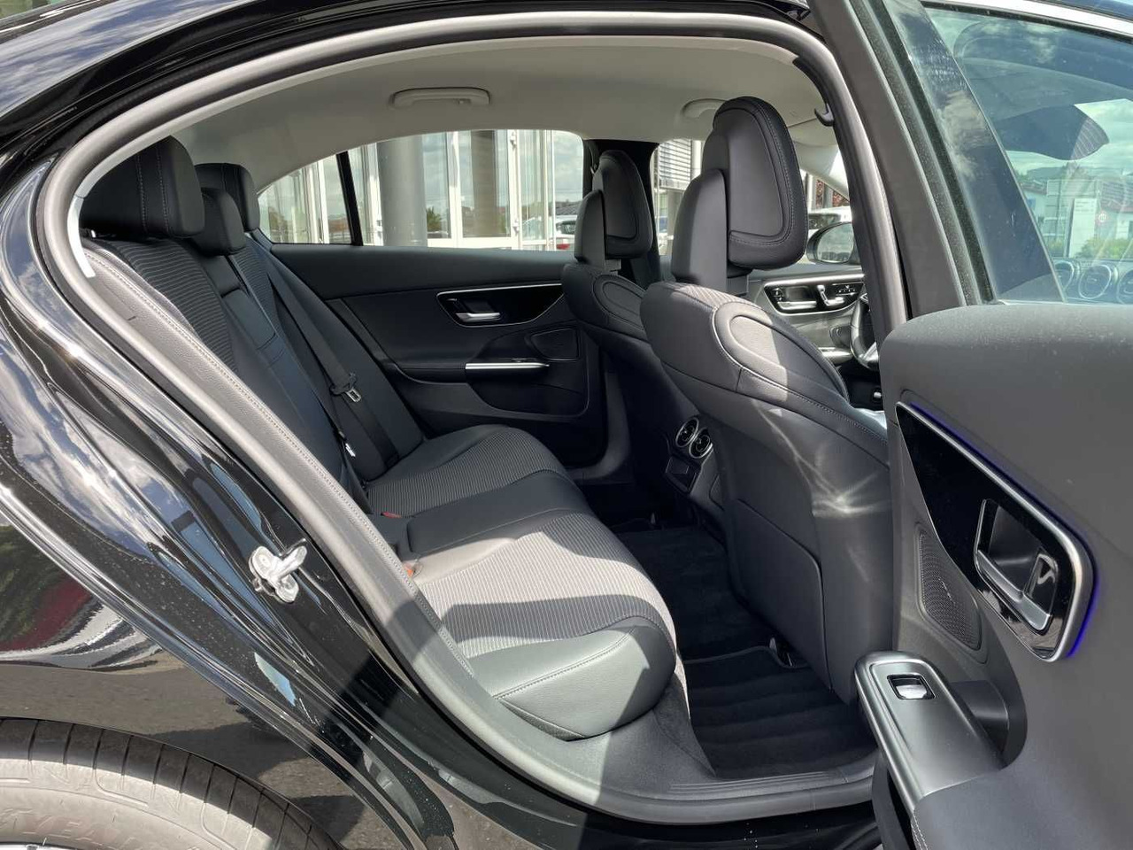 Leasing of  Mercedes-Benz C 180 9G Avantgarde Memory+Distr+ 360°+Keyless+L Mercedes-Benz C 180 9G Avantgarde Memory+Distr+ 360°+Keyless+L: picture 7