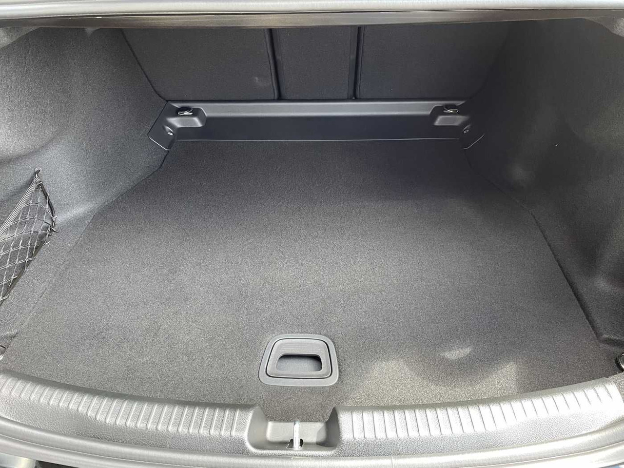 Leasing of  Mercedes-Benz C 180 9G Avantgarde Memory+Distr+ 360°+Keyless+L Mercedes-Benz C 180 9G Avantgarde Memory+Distr+ 360°+Keyless+L: picture 6