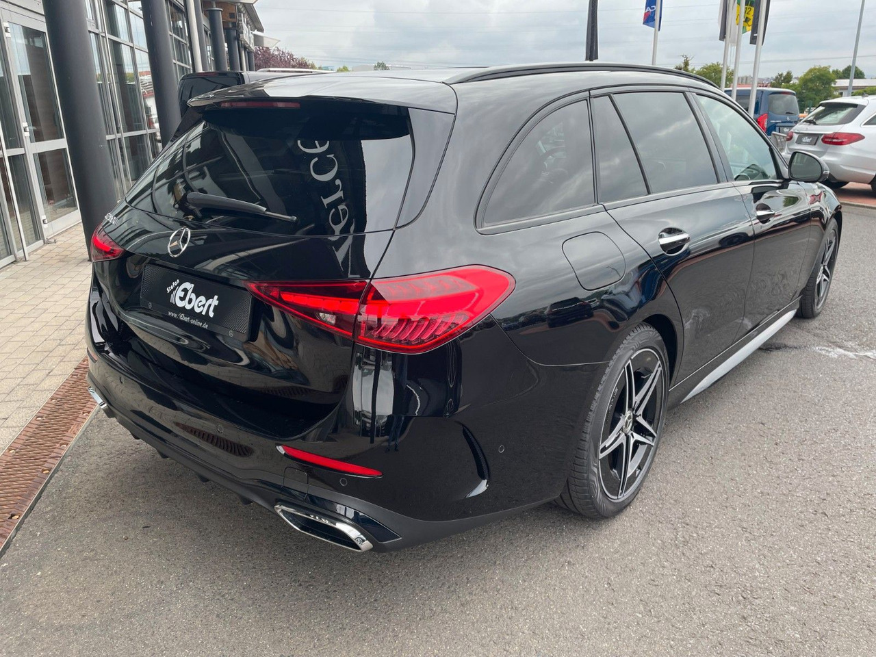 Mercedes-Benz C 200 d T AMG+Night+360°+Digital+Memory+Keyless - Estate car: picture 4 Mercedes-Benz C 200 d T AMG+Night+360°+Digital+Memory+Keyless - Estate car: picture 4
