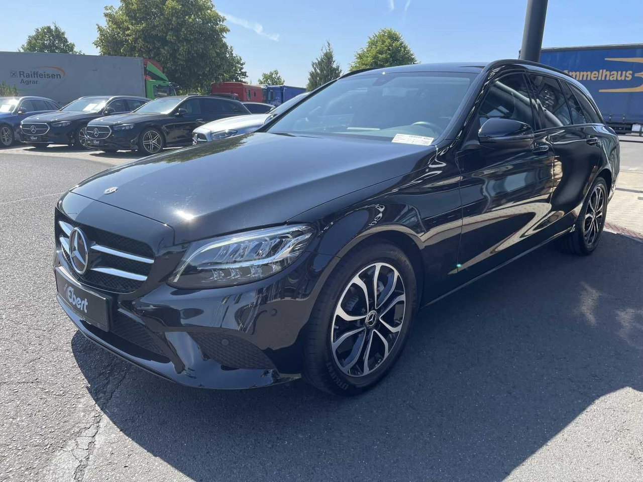 Mercedes-Benz C 220 d T 9G Avantgarde R-Kamera+AHK +Burmester+ - Car: picture 2 Mercedes-Benz C 220 d T 9G Avantgarde R-Kamera+AHK +Burmester+ - Car: picture 2