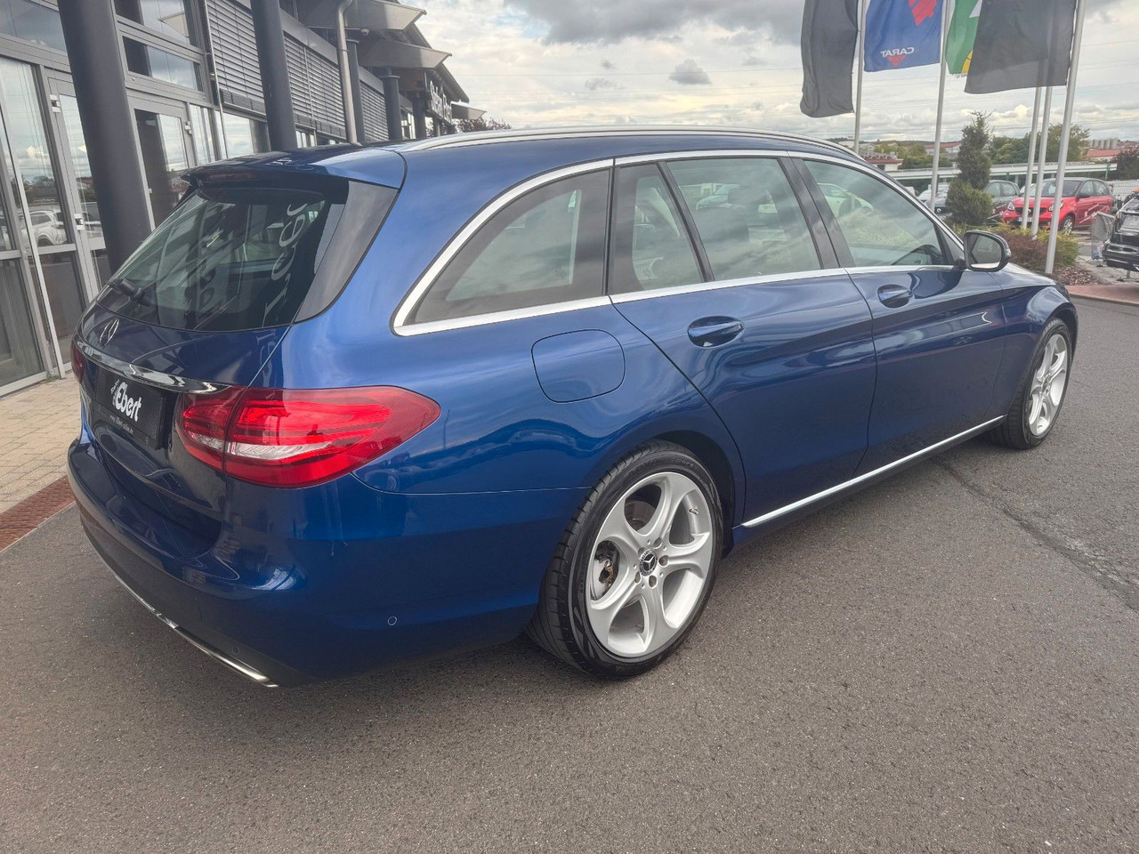 Mercedes-Benz C 300 T Avantgarde+Ambiente+LED+IHC+SpiegelP - Estate car: picture 4 Mercedes-Benz C 300 T Avantgarde+Ambiente+LED+IHC+SpiegelP - Estate car: picture 4