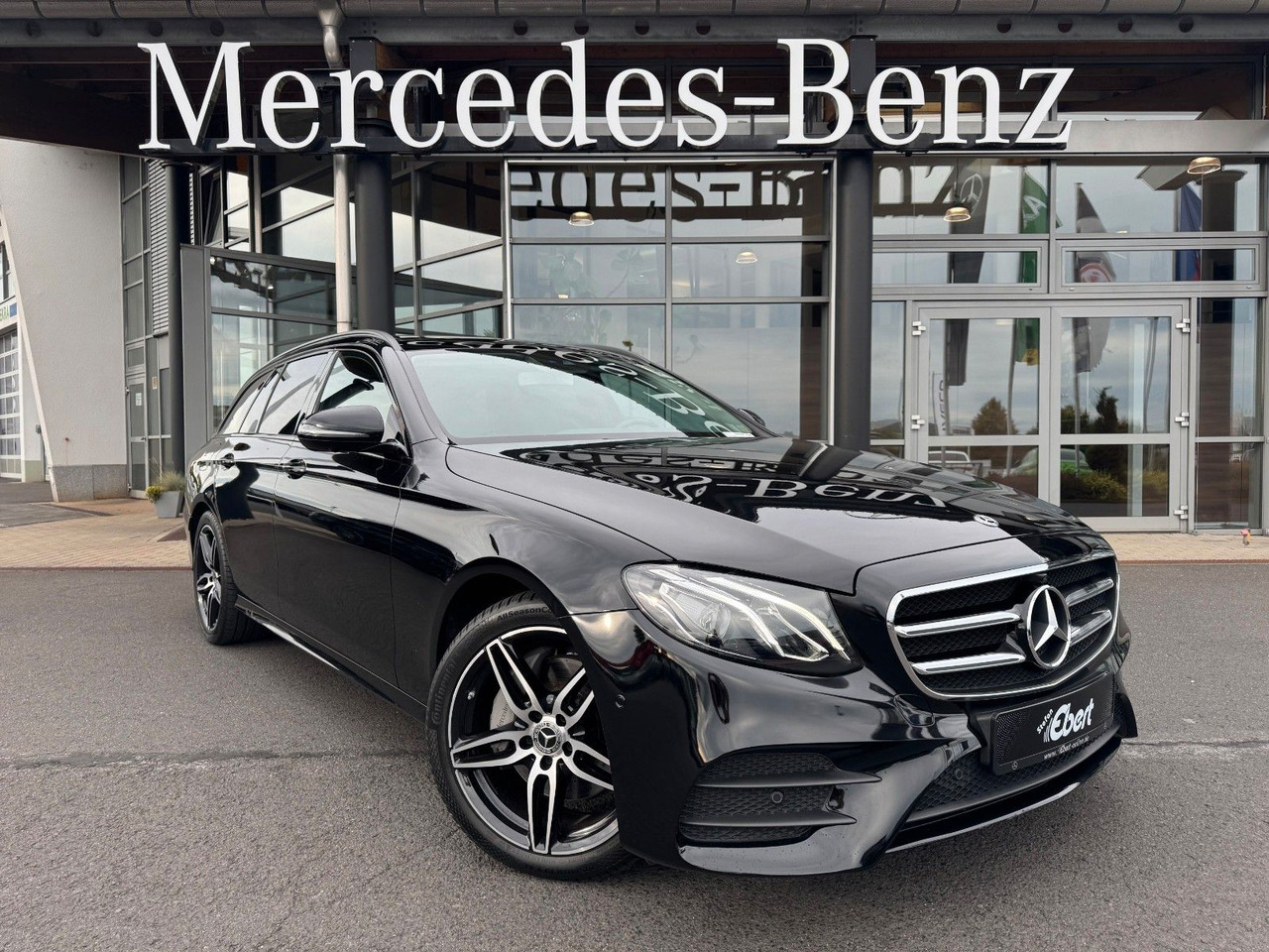 Mercedes-Benz E 220d T 4M+AMG+Pano+Brum+360+Night - Estate car: picture 1 Mercedes-Benz E 220d T 4M+AMG+Pano+Brum+360+Night - Estate car: picture 1