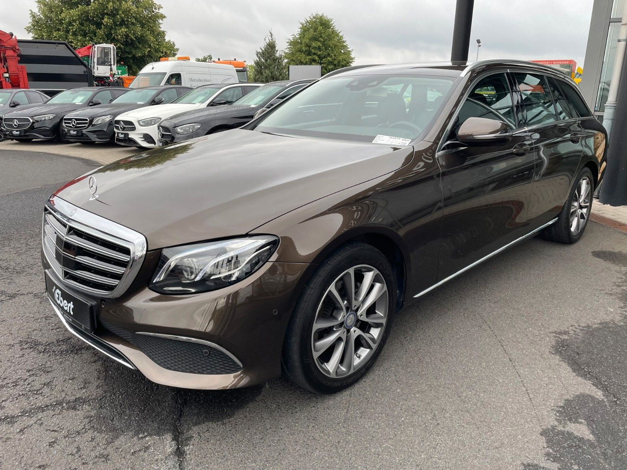 Mercedes-Benz E 220d T Exclusive Multibeam+Distr+Comand+Ambien - Estate car: picture 2 Mercedes-Benz E 220d T Exclusive Multibeam+Distr+Comand+Ambien - Estate car: picture 2