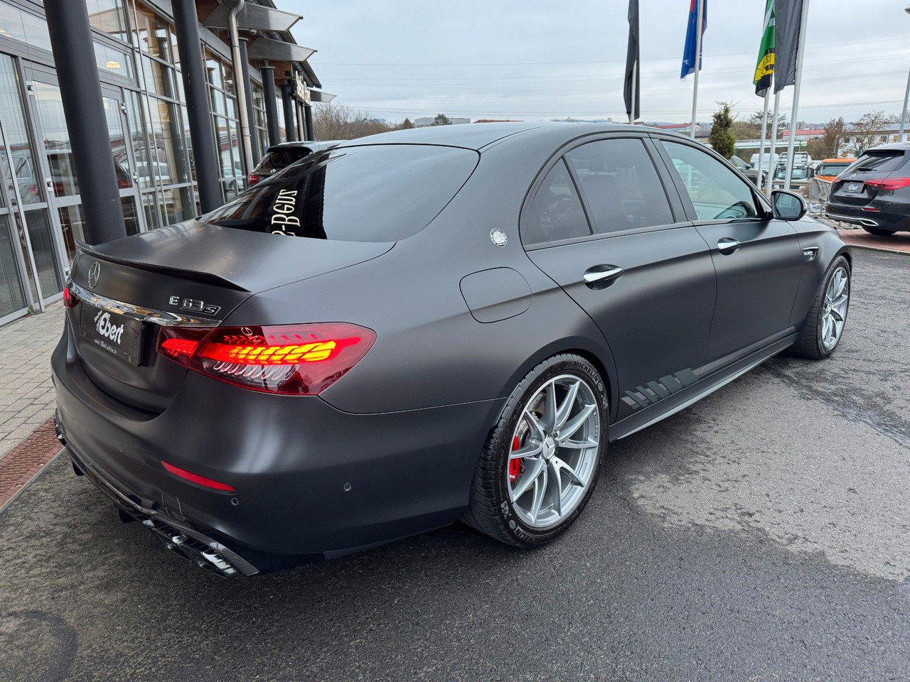Mercedes-Benz E 63 AMG S FinalEd+Pano+Burm+STH+Memory+HUD - Sedan: picture 5 Mercedes-Benz E 63 AMG S FinalEd+Pano+Burm+STH+Memory+HUD - Sedan: picture 5