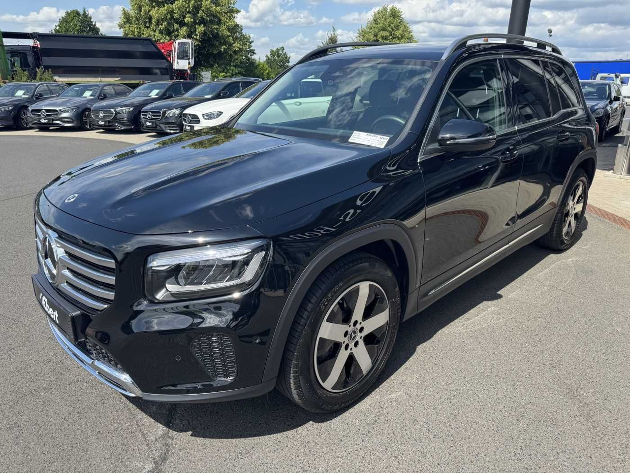 Mercedes-Benz GLB 180 Progressive+AHK+RKamera+LED+ IHC+DAB - SUV: picture 2 Mercedes-Benz GLB 180 Progressive+AHK+RKamera+LED+ IHC+DAB - SUV: picture 2
