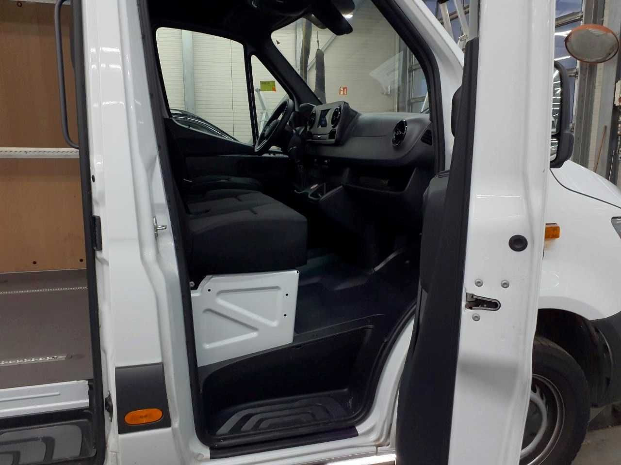 Mercedes-Benz Sprinter 315 CDI 4325 Klima 360 Schwing MBUX SHZ - Panel van: picture 4 Mercedes-Benz Sprinter 315 CDI 4325 Klima 360 Schwing MBUX SHZ - Panel van: picture 4