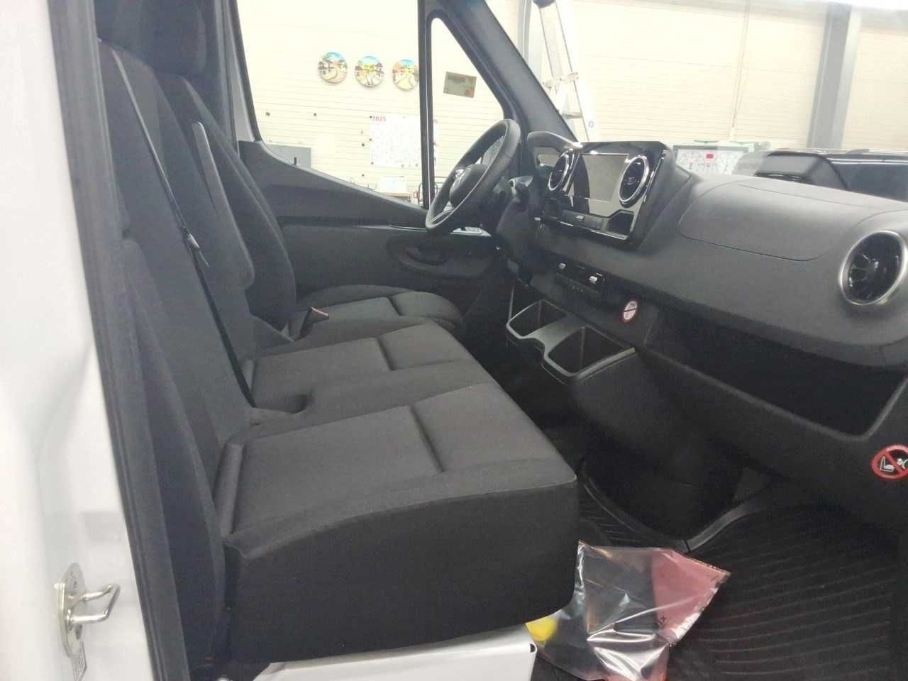 Mercedes-Benz Sprinter 317 CDI 3665 9G Klima Kamera Schwing - Panel van: picture 4 Mercedes-Benz Sprinter 317 CDI 3665 9G Klima Kamera Schwing - Panel van: picture 4