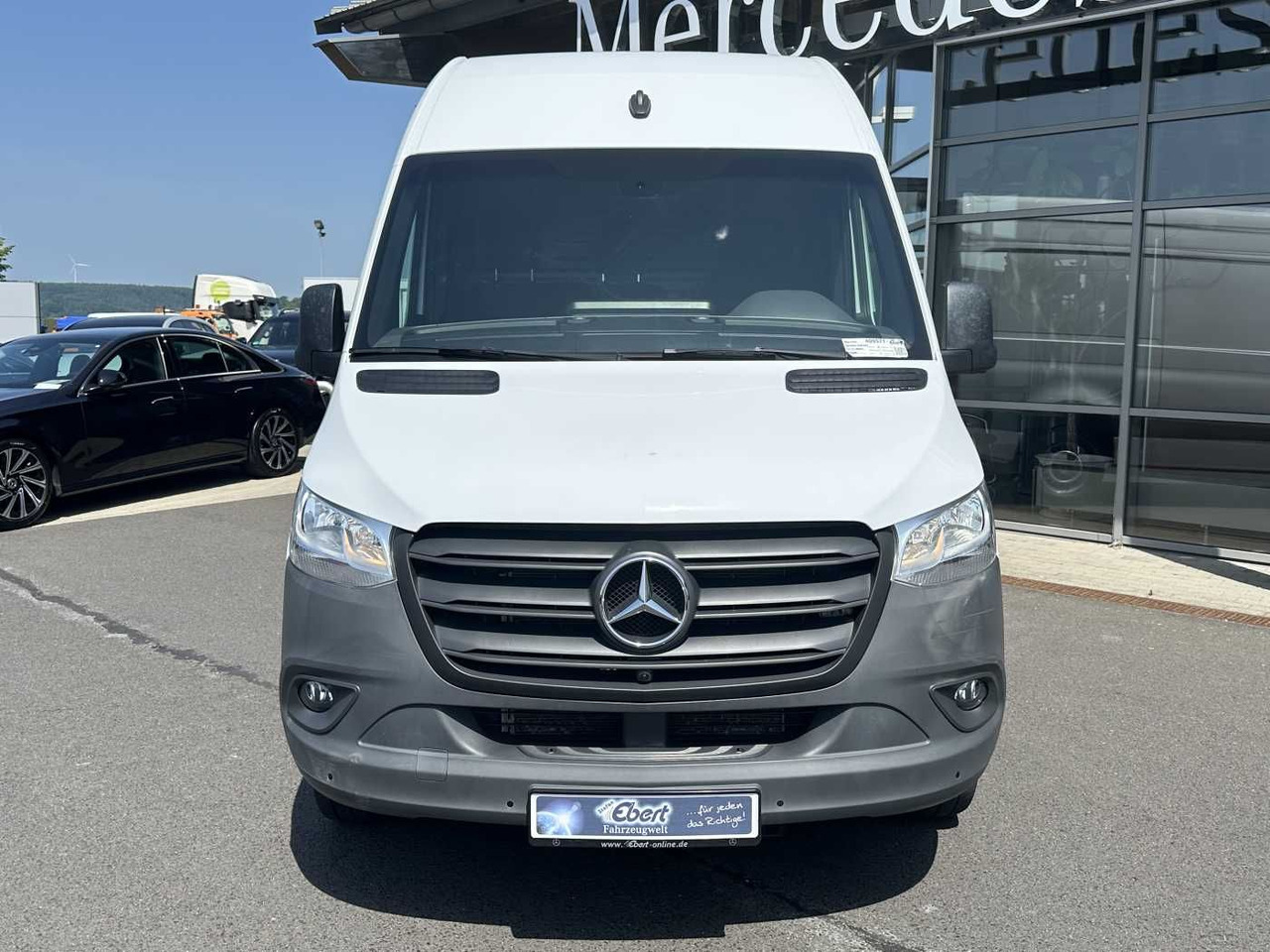 Mercedes-Benz Sprinter 317 CDI 3665 Klima 360 Schwing MBUX SHZ - Panel van: picture 2 Mercedes-Benz Sprinter 317 CDI 3665 Klima 360 Schwing MBUX SHZ - Panel van: picture 2
