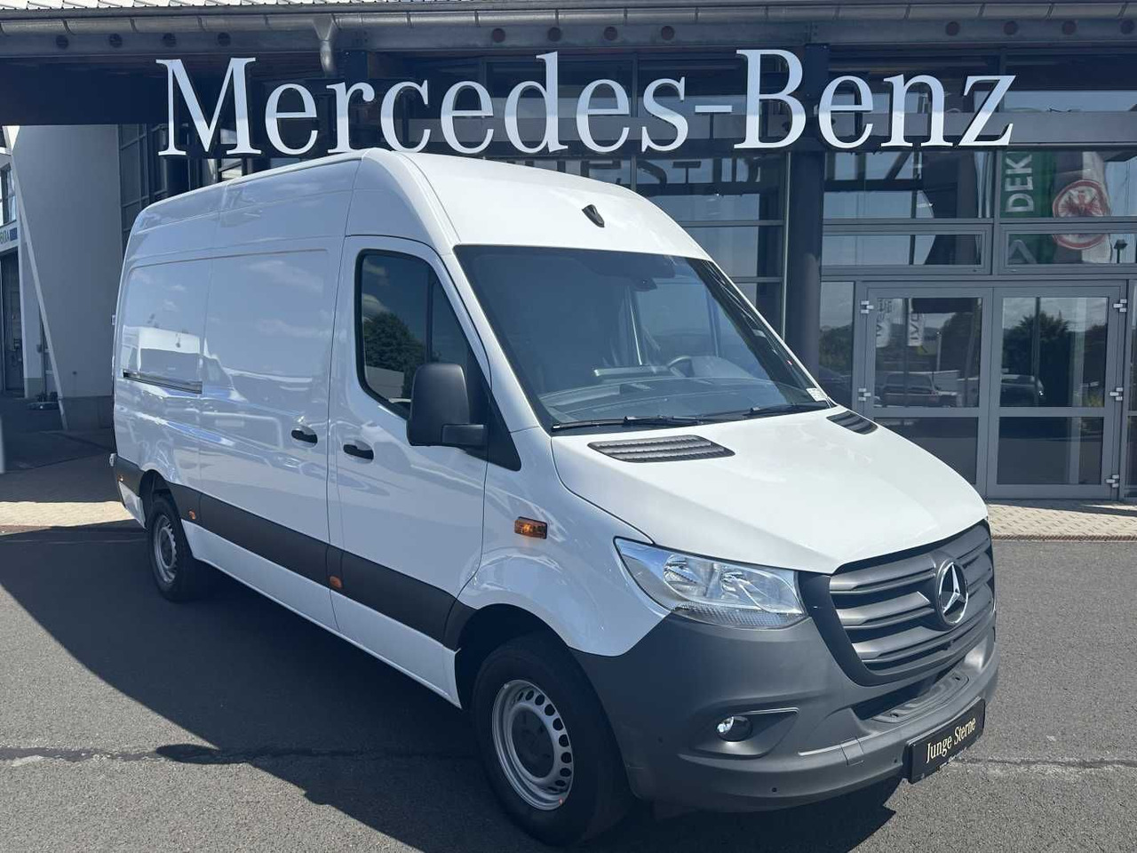 Mercedes-Benz Sprinter 317 CDI 3665 Klima 360 Schwing SHZ MBUX - Panel van: picture 1 Mercedes-Benz Sprinter 317 CDI 3665 Klima 360 Schwing SHZ MBUX - Panel van: picture 1