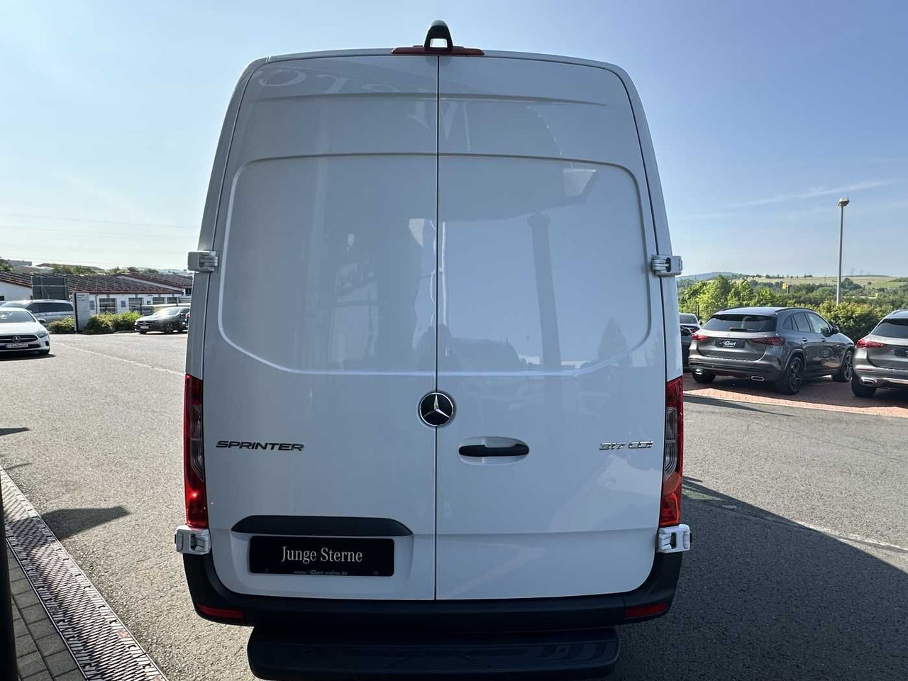 Mercedes-Benz Sprinter 317 CDI 3665 Klima 360 Schwing SHZ MBUX - Panel van: picture 5 Mercedes-Benz Sprinter 317 CDI 3665 Klima 360 Schwing SHZ MBUX - Panel van: picture 5