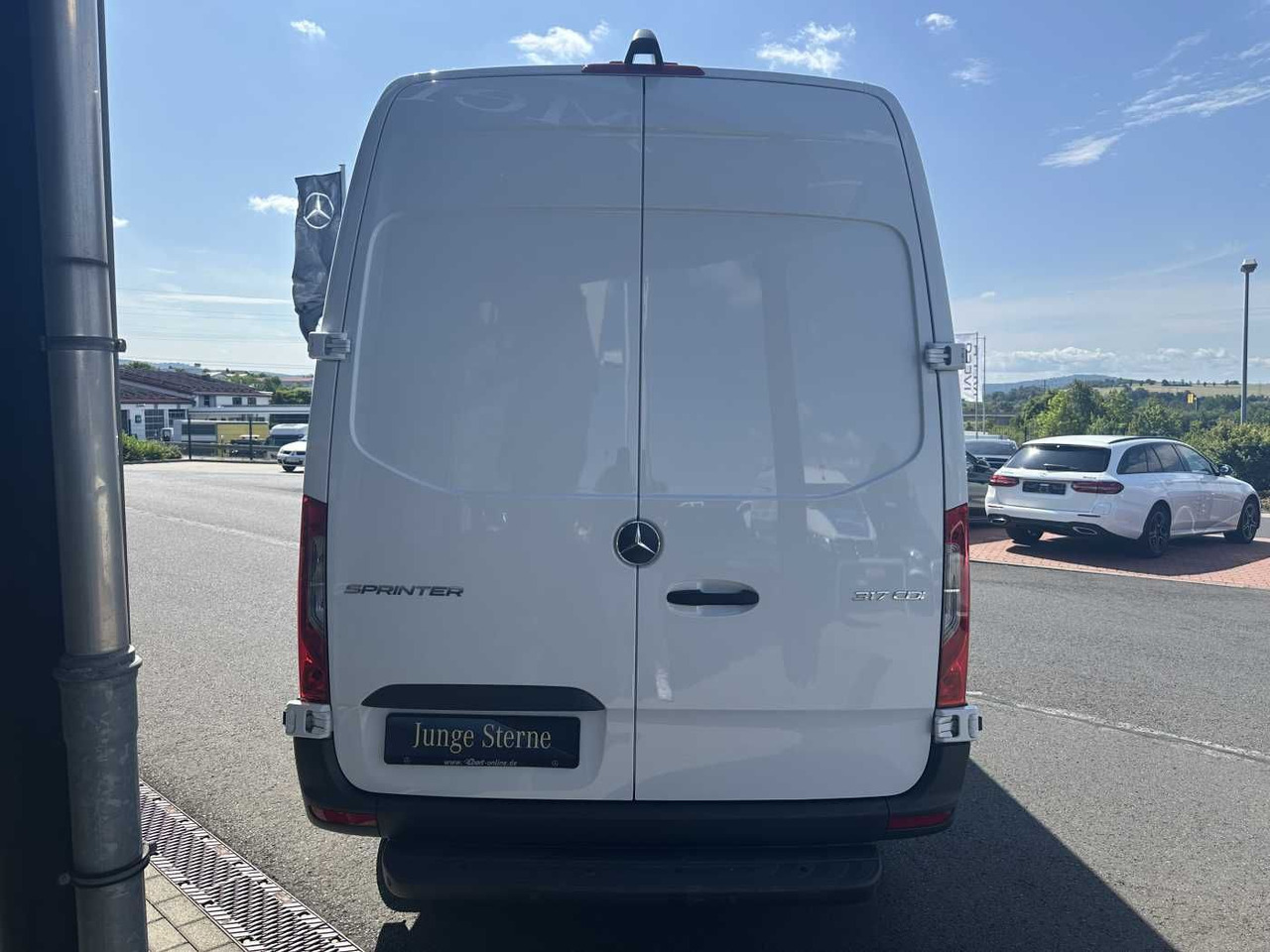 Mercedes-Benz Sprinter 317 CDI 3665 Klima 360 Schwing SHZ MBUX - Panel van: picture 5 Mercedes-Benz Sprinter 317 CDI 3665 Klima 360 Schwing SHZ MBUX - Panel van: picture 5