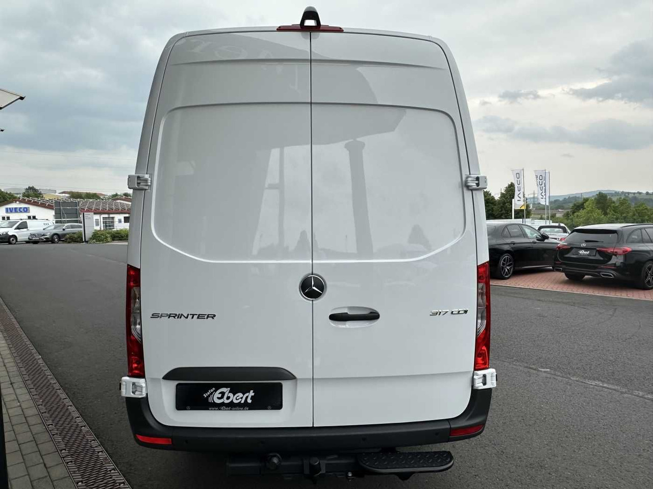 Mercedes-Benz Sprinter 317 CDI 4325 9G AHK Klima Kamera MBUX - Panel van: picture 5 Mercedes-Benz Sprinter 317 CDI 4325 9G AHK Klima Kamera MBUX - Panel van: picture 5