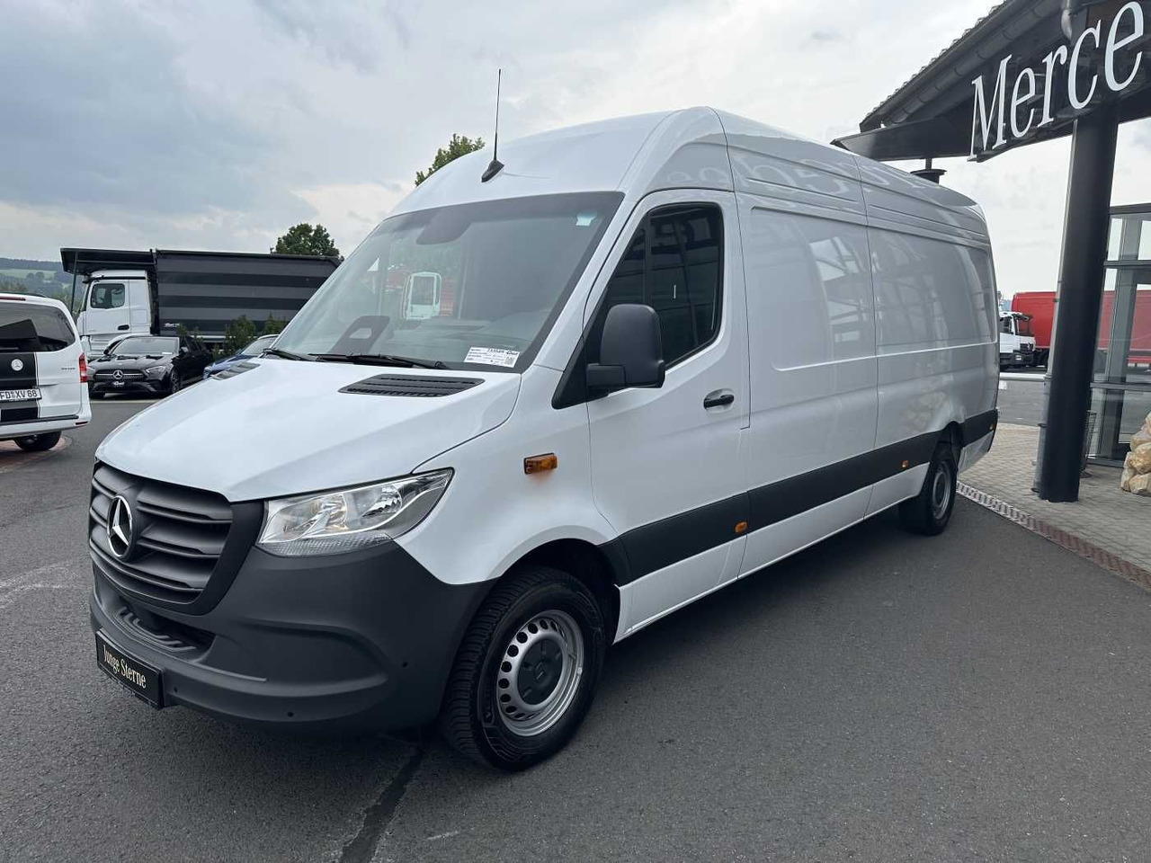 Mercedes-Benz Sprinter 317 CDI 4325 9G AHK Klima Kamera MBUX - Panel van: picture 3 Mercedes-Benz Sprinter 317 CDI 4325 9G AHK Klima Kamera MBUX - Panel van: picture 3