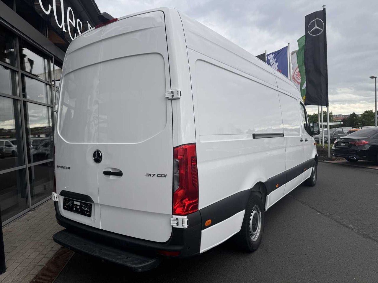Mercedes-Benz Sprinter 317 CDI 4325 Klima Schwing 360 SHZ MBUX - Panel van: picture 4 Mercedes-Benz Sprinter 317 CDI 4325 Klima Schwing 360 SHZ MBUX - Panel van: picture 4