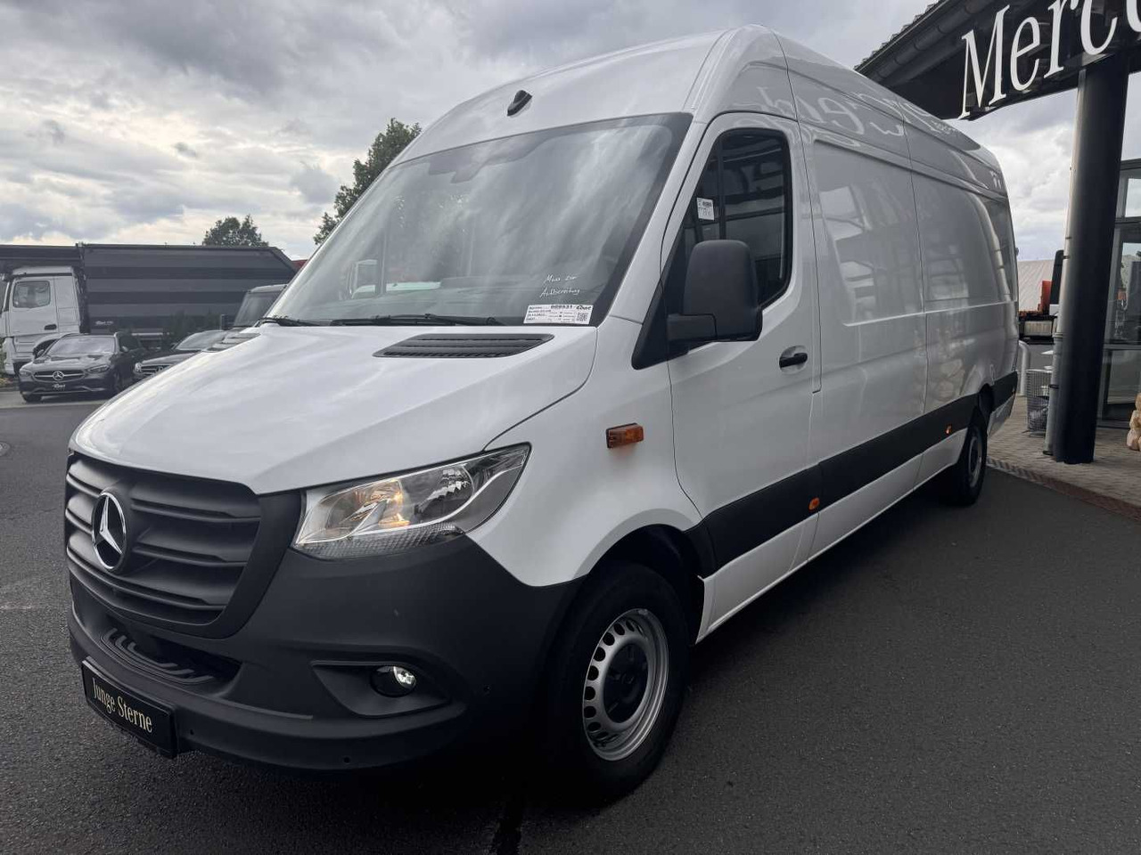 Mercedes-Benz Sprinter 317 CDI 4325 Klima Schwing 360 SHZ MBUX - Panel van: picture 3 Mercedes-Benz Sprinter 317 CDI 4325 Klima Schwing 360 SHZ MBUX - Panel van: picture 3