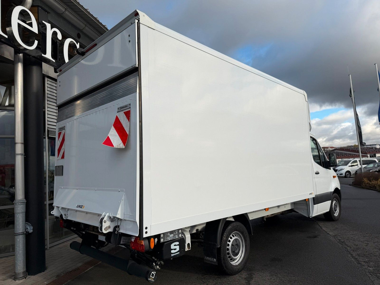 Mercedes-Benz Sprinter 317 CDI Koffer LBW Klima Kamera MBUX - Box van: picture 4 Mercedes-Benz Sprinter 317 CDI Koffer LBW Klima Kamera MBUX - Box van: picture 4