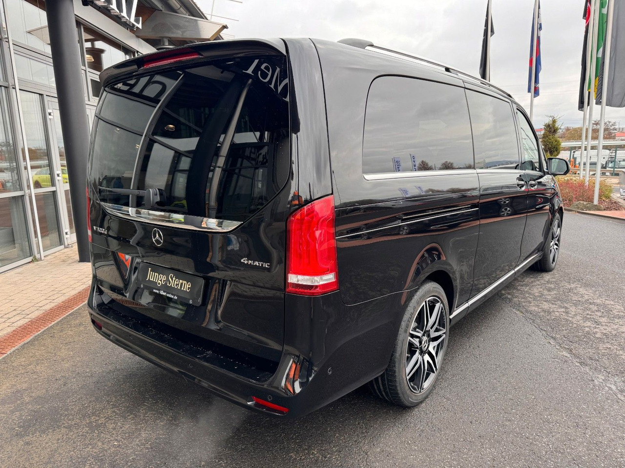 Mercedes-Benz V 300 4MATIC AVA ED AMG Extral AIRMATIC Stdh AHK - Estate car: picture 5 Mercedes-Benz V 300 4MATIC AVA ED AMG Extral AIRMATIC Stdh AHK - Estate car: picture 5