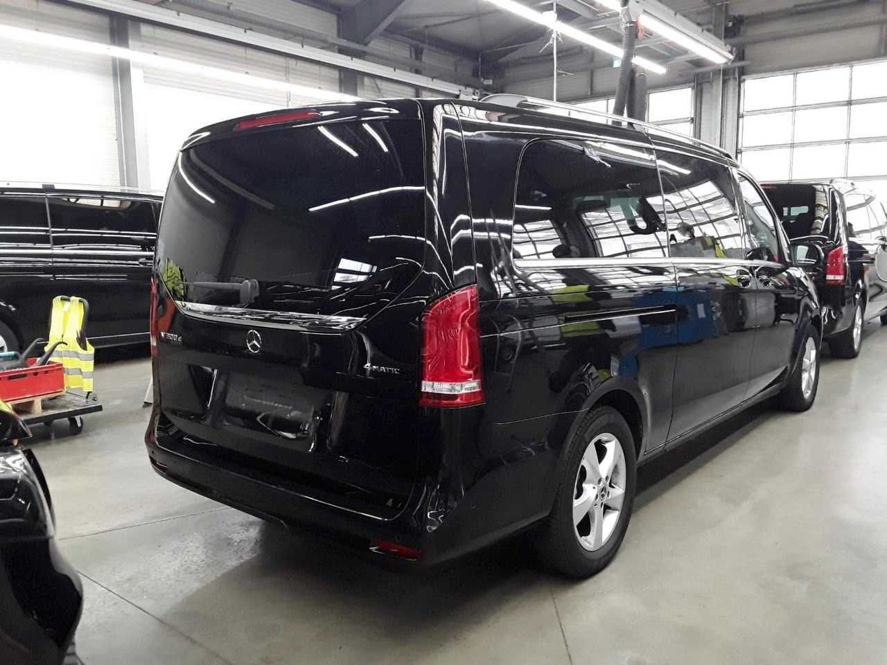 Mercedes-Benz V 300 d 4MATIC AVA 3430 AHK2,5 DISTRONIC 360 - Passenger van: picture 3 Mercedes-Benz V 300 d 4MATIC AVA 3430 AHK2,5 DISTRONIC 360 - Passenger van: picture 3