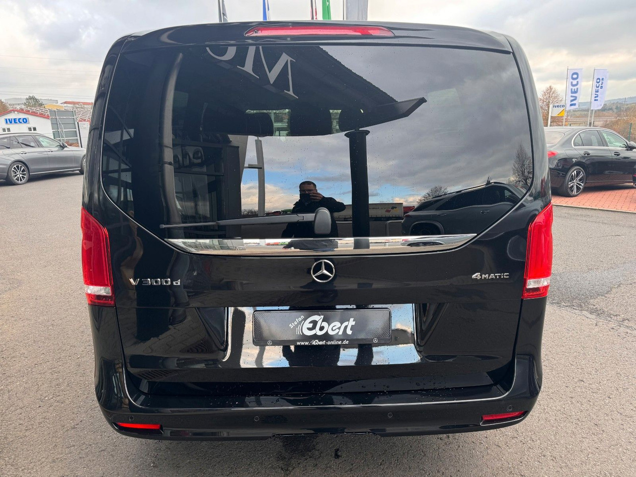 Mercedes-Benz V 300 d AVA Extralang 4MATIC AHK Stdh DISTRONIC - Estate car: picture 5 Mercedes-Benz V 300 d AVA Extralang 4MATIC AHK Stdh DISTRONIC - Estate car: picture 5